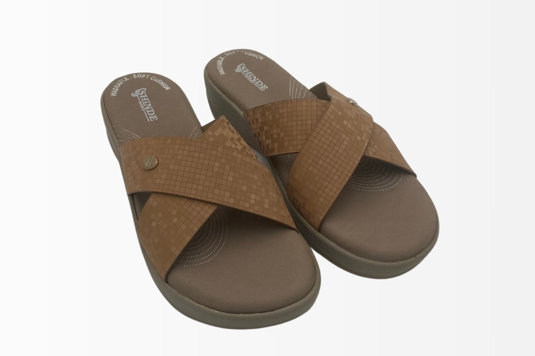 Cross-Strap Sandals with Square Texture